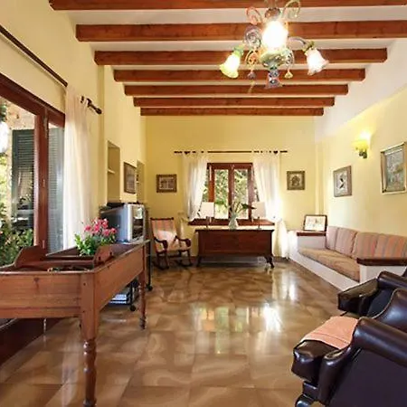 Sleeps 12 With Pool Air Con And Wifi * Pollenca