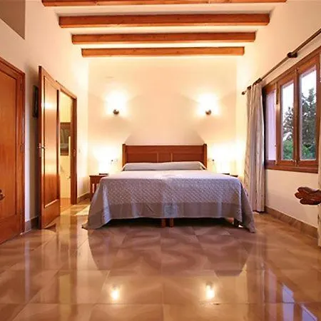 Villa Sleeps 12 With Pool Air Con And Wifi Pollenca